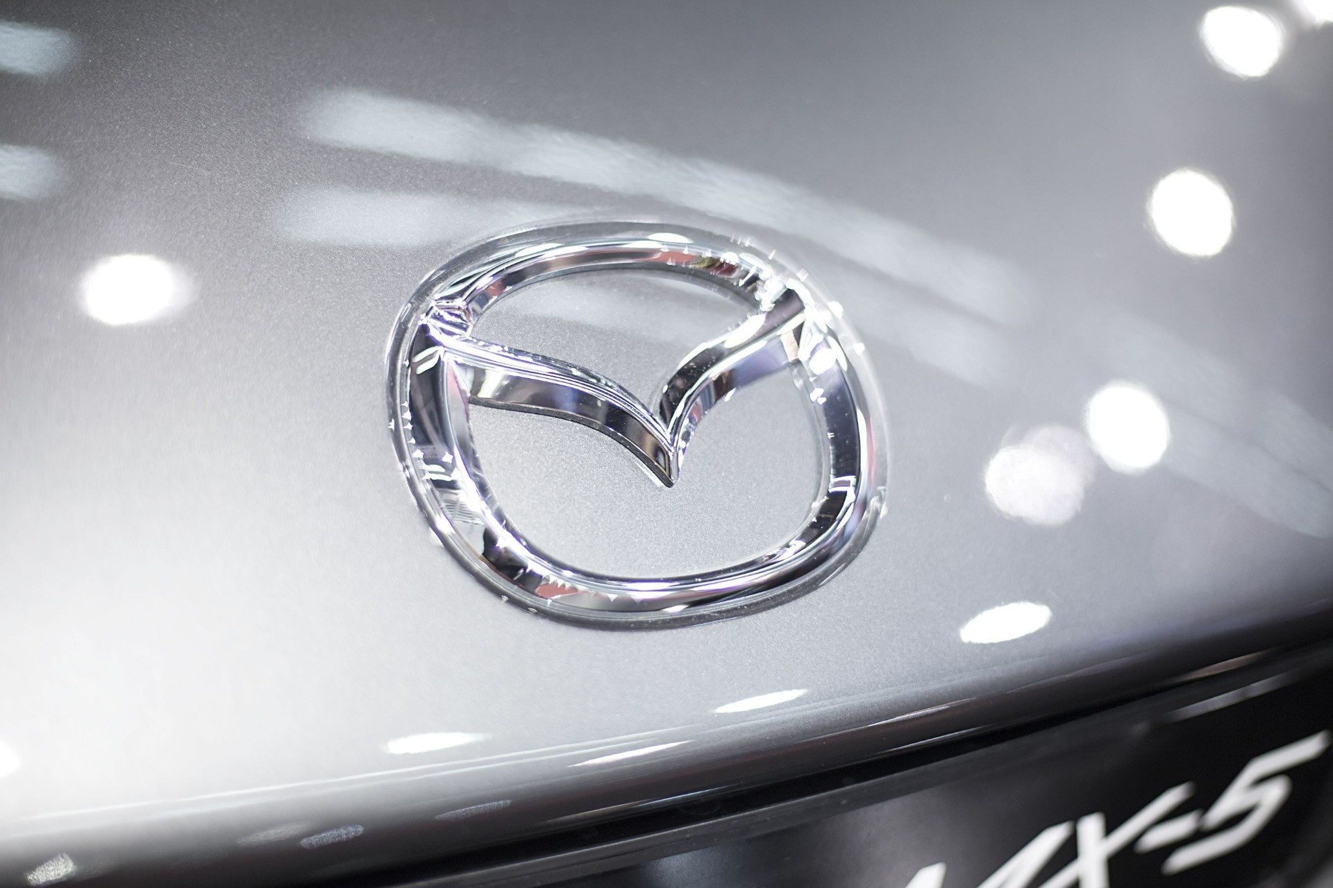 Mazdaロゴ